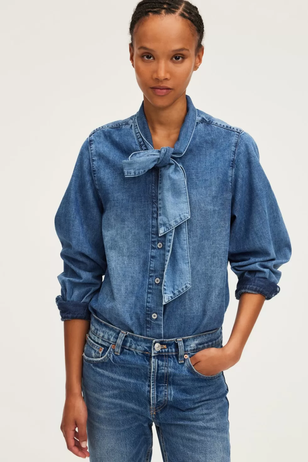 Pablo Chemises & Blouses | Shopping De Noël | Chemise en jean et col lavallière - BRYONY