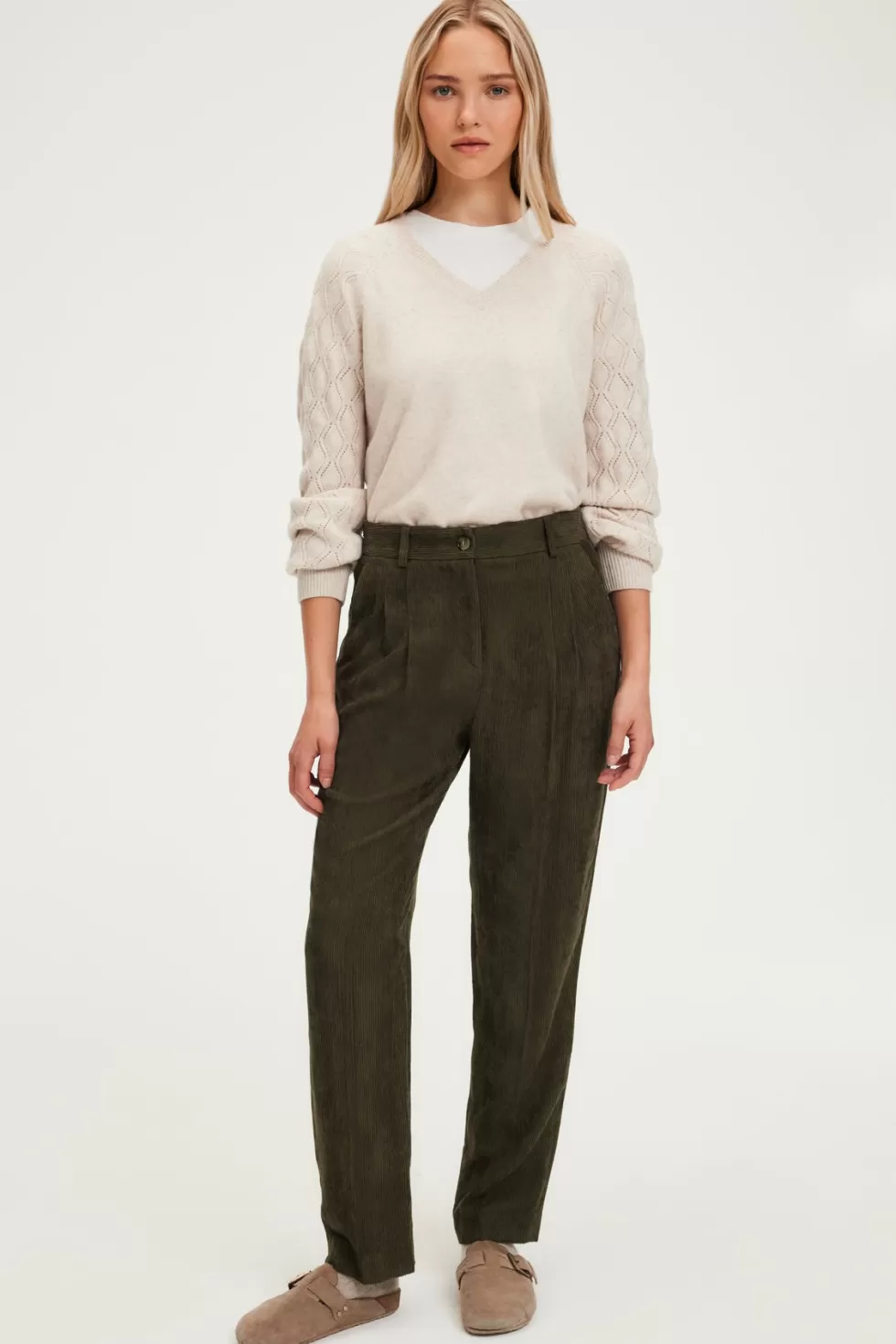 Pablo Pantalons & Jeans | Pantalon en velours fluide à côtes - NESS