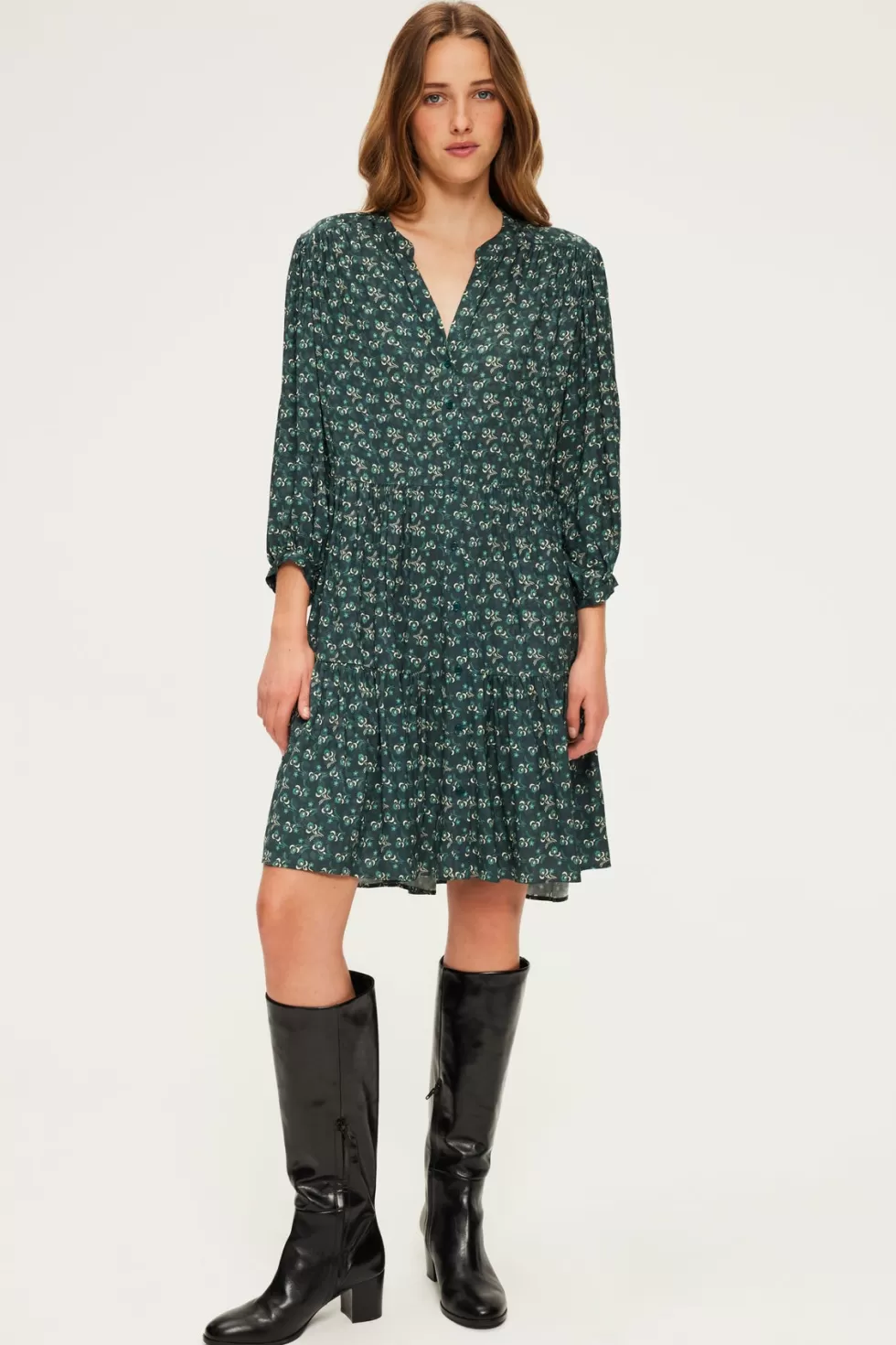 Pablo Robes | Robe courte et droite à fleurs - SIRINE