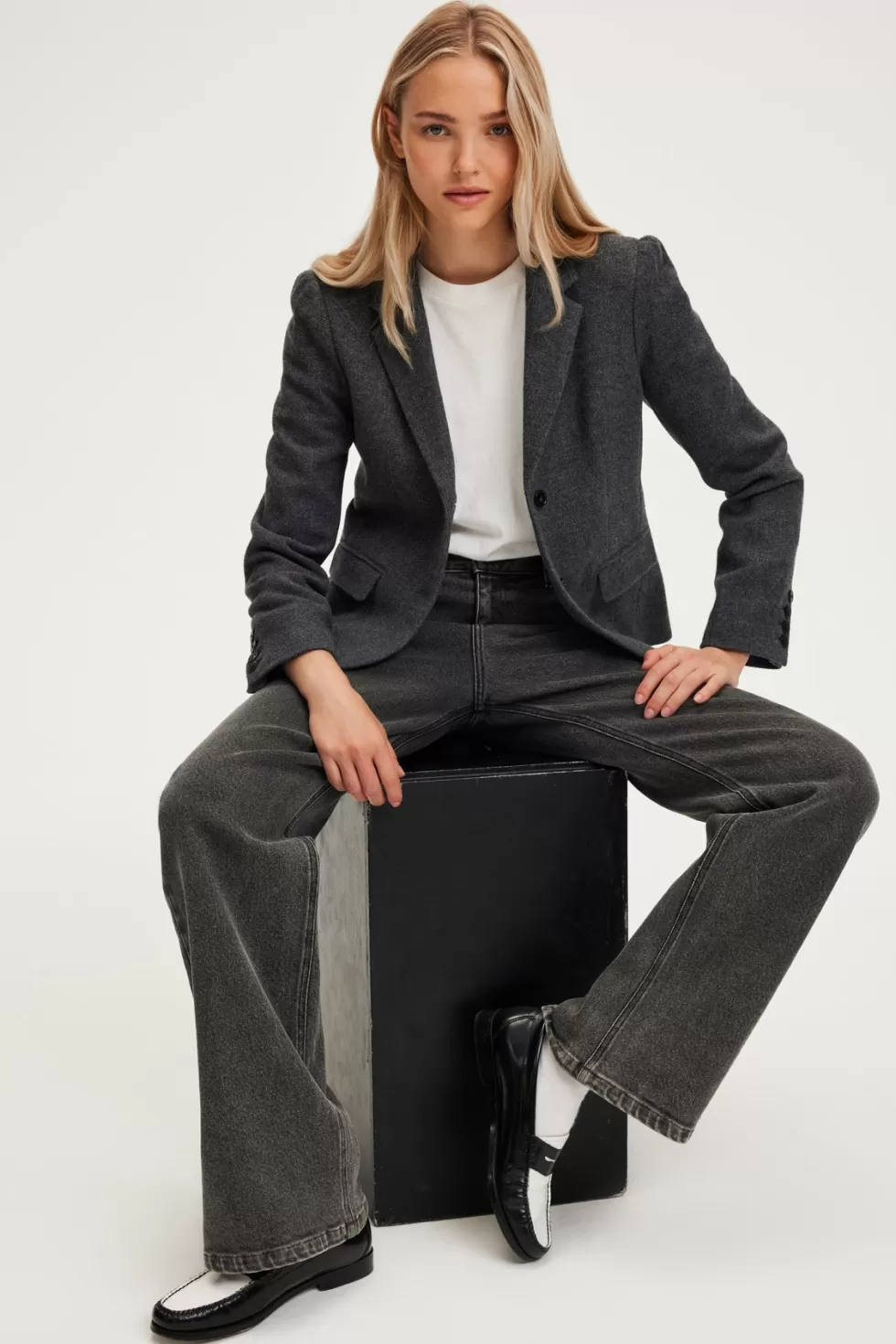 Pablo Vestes | Veste de tailleur en laine mélangée - MAISSANE